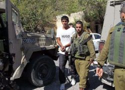 قوات الاحتلال تعتقل شاباً من مخيم الدهيشة جنوب بيت لحم