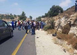 اصابة 7 مواطنين في حادث تصادم بالخليل