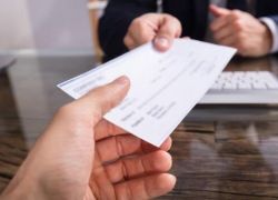 سلطة النقد: 20 مليار دولار قيمة الشيكات المتداولة خلال 2025 أعيد منها ما نسبته 6.8% لعدم كفاية الرصيد