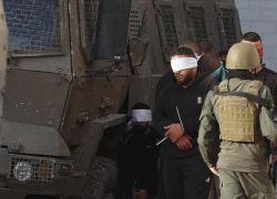 رام الله: الاحتلال يعتقل شابين من المغير ويداهم منازل في بيت ريما وكفر نعمة