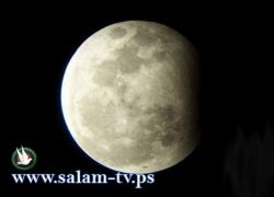 نجم يكبر الشمس 265 مرة