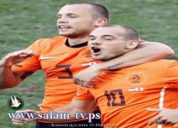 هولندا تهزم اليابان بالخبرة وتقترب من الدور الثاني بالمونديال