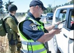 شرطة إسرائيل تطلق النار على سيارة قرب يطا