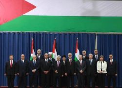 بعد شقاق 7 سنوات .. حكومة فلسطين التوافقية تبصر النور