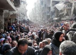 2500 فلسطيني خرجوا من اليرموك ولا دخول لمسلحين غير فلسطينين لمواجهة داعش