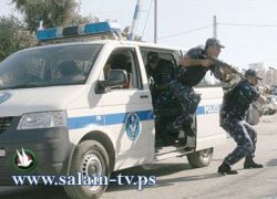 الشرطة تقبض على شخص بتهمة سرقة مسجد في البيرة