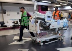 الصحة الإسرائيلية: رفع التأهب لأعلى مستوى والانتقال لمجمعات تحت الأرض