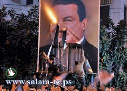 اسرائيل بعثت رسائل لدول العالم لانقاذ مبارك