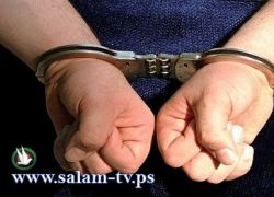 الشرطة تقبض على شخص طعن زميله في العمل