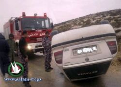 3 إصابات نتيجة انقلاب مركبة في دورا في محافظة الخليل
