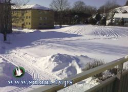 سويدي ينجو من الموت بعد ان دفنته الثلوج داخل سيارته شهرين