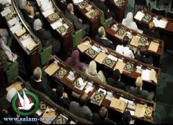 رضيعة فلسطينية تقطع بصراخها مداولات المجلس التأسيسي التونسي