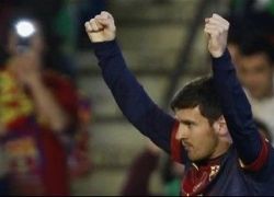 ميسي يكسر رقم مولر ويقود برشلونة لفوز صعب على بيتيس - شاهد الاهداف