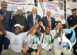 توأما متلازمة داون يحصدان الميداليات الذهبية ولا مؤسسات ترعاهما