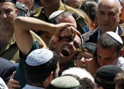 صحيفة هآرتس : أصوات النحيب تعلو "إسرائيل" منذ التهدئة