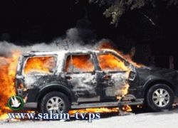 مستوطنون يحرقون غرفة وسيارة 'جيب' في بيت فوريك