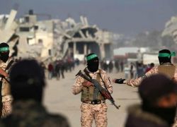 تقرير- حماس تستولي على معدات حفر إسرائيلية جنوب غزة.. وقيادة الجيش ترفض استهداف المسلحين