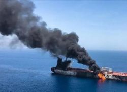 هيئة بحرية بريطانية: تعرض ناقلة لهجوم بمسيّرة في محيط مرسى في صحار بعُمان