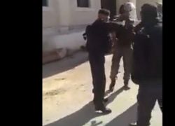 شاهد الفيديو: الشرطة تتصدى لقوات الاحتلال وتجبرها على الانسحاب من بيتونيا