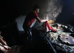 مستوطنون يحرقون منزلاً في قرية ابو فلاح شمال رام الله