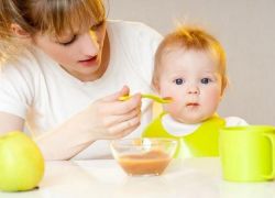 كيف تتجاوزين مع رضيعك مرحلة "الفِطَام" بسلام؟