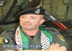 قائد منطقة قلقيلية يشتبك بالايدي مع جنود الاحتلال الذين داهموا المدينة