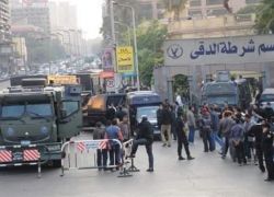 مصر .. إصابة شرطيين في انفجار بحي الدقي