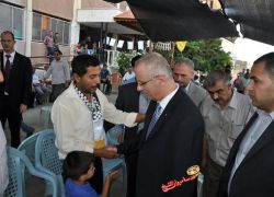 الرئيس محمود عباس يعزي باستشهاد الشاب سمور ورئيس الوزراء د .الحمد الله ومحافظ طولكرم اللواء د. كميل يقدمان واجب العزاء في دير الغصون