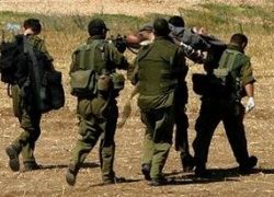 إصابة جنديان اسرائيليان بالحجارة جنوب رام الله