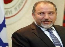 أفيغدور ليبرمان يلغي زيارة لجورجيا لتأييدها انضمام فلسطين للأمم المتحدة