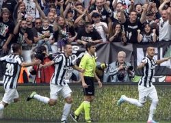 يوفنتوس بطلا للدوري الايطالي بعد فوزه على باليرمو