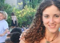 اسرائيلي يقتل زوجته التي تعرف عليها في مجال منع العنف !