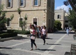 فشل التوصل لاتفاق بين ادارة جامعة بيت لحم ومجلس الطلبة