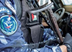 الشرطة تقبض على متهم بـ50 سرقة في رام الله