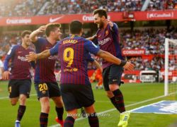 برشلونة يصعق إشبيلية في ليلة تألق ميسي