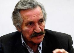 وفاة الممثل السوري طلحت حمدي عن عمر ناهز الـ 74 عاما اثر ذبحة قلبية حادّة