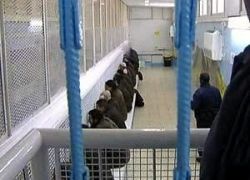 الاسرى الفلسطينيون يهددون بخطوات تصعيدية الشهر المقبل