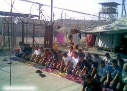 وزارة الأسرى : سجن النقب يعج بعشرات الاسرى المرضى