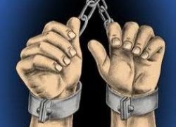 شخص يحتال على والدة أسير بألف شيقل