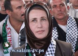 أبو بكر ترد على المصري وتجدد المطالبة بتشكيل لجنة تقصي حقائق