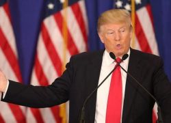 ترامب يفوز في ولايتين.. وكلنتون تخسر ميشيغن