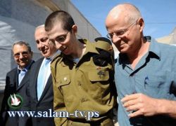 شاليط توجه لإجراء فحوصات طبية في قاعدة عسكرية