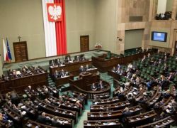 خلاف جديد بين بولندا وإسرائيل بسبب 'المحرقة'