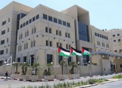 سلطة النقد تحدد سقف خصم أقساط القروض من رواتب الموظفين
