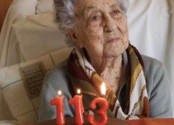 شفاء معمّرة اسبانية تبلغ 113 عاما بعد إصابتها بفيروس كـورونا