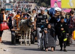نحو 200 ألف نازح.. الأونروا: لا مكان آمناً في غزة