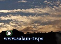 الطقس: يكون الجو صافيا ويطرأ انخفاض طفيف على درجات الحرارة