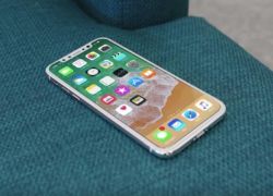 شاشة آيفون" 8 " تحمل مزايا مذهلة وغير مسبوقة