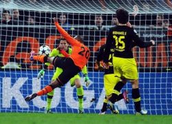 بروسيا دورتموند الالماني يجبر شختار على التعادل