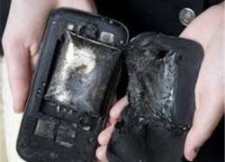 هاتف خليوي يتسبب بانفجار في محطة وقود واصابة سيدة بوجهها في طبريا